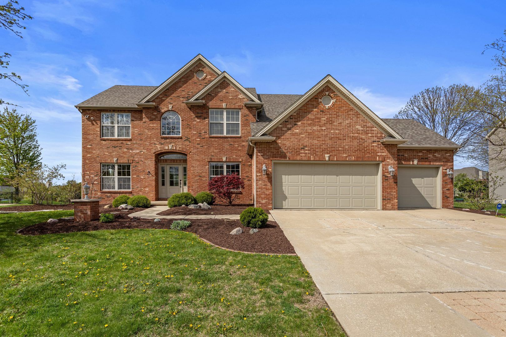 4413 Southford Trace Drive — Champaign, IL 61822