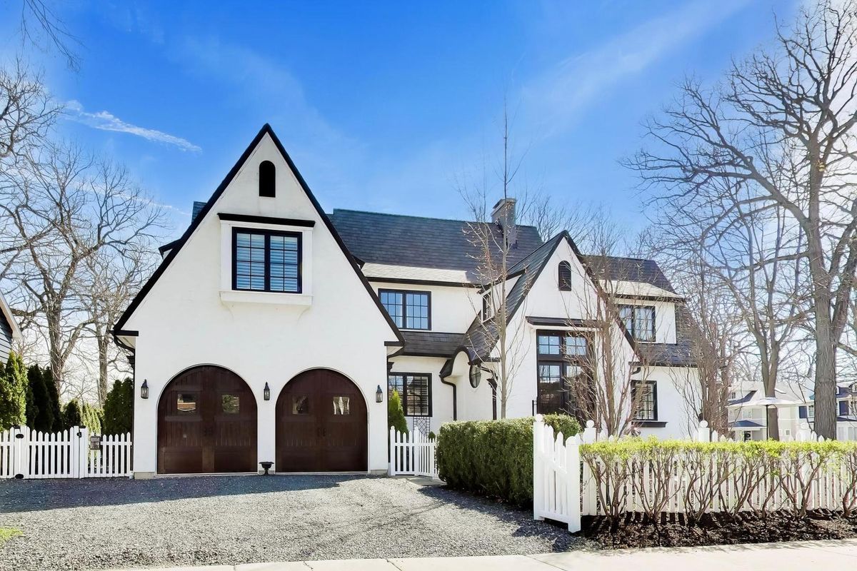 91 ABBOTTSFORD Road, Winnetka, IL 60093