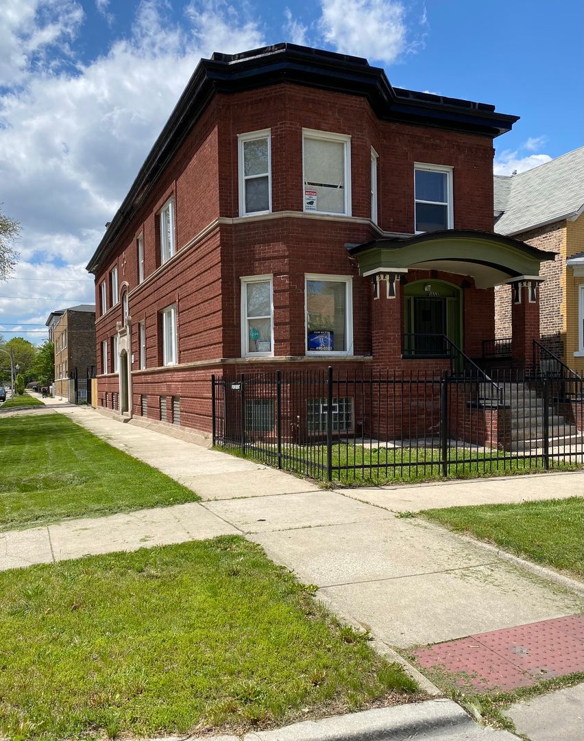 5658 Honore Street — Chicago, IL 60636