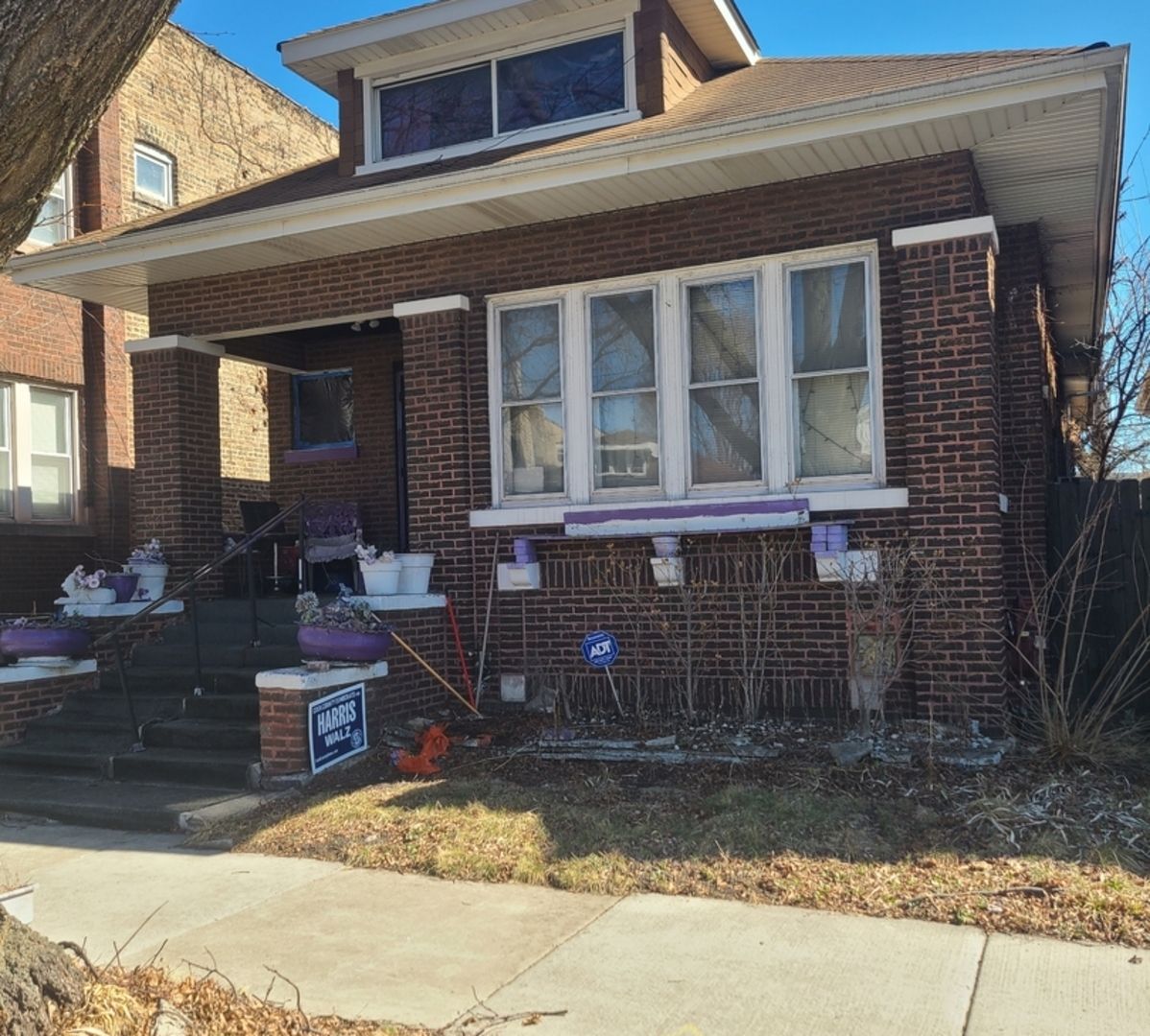 8007 S Blackstone Avenue — Chicago, IL 60619