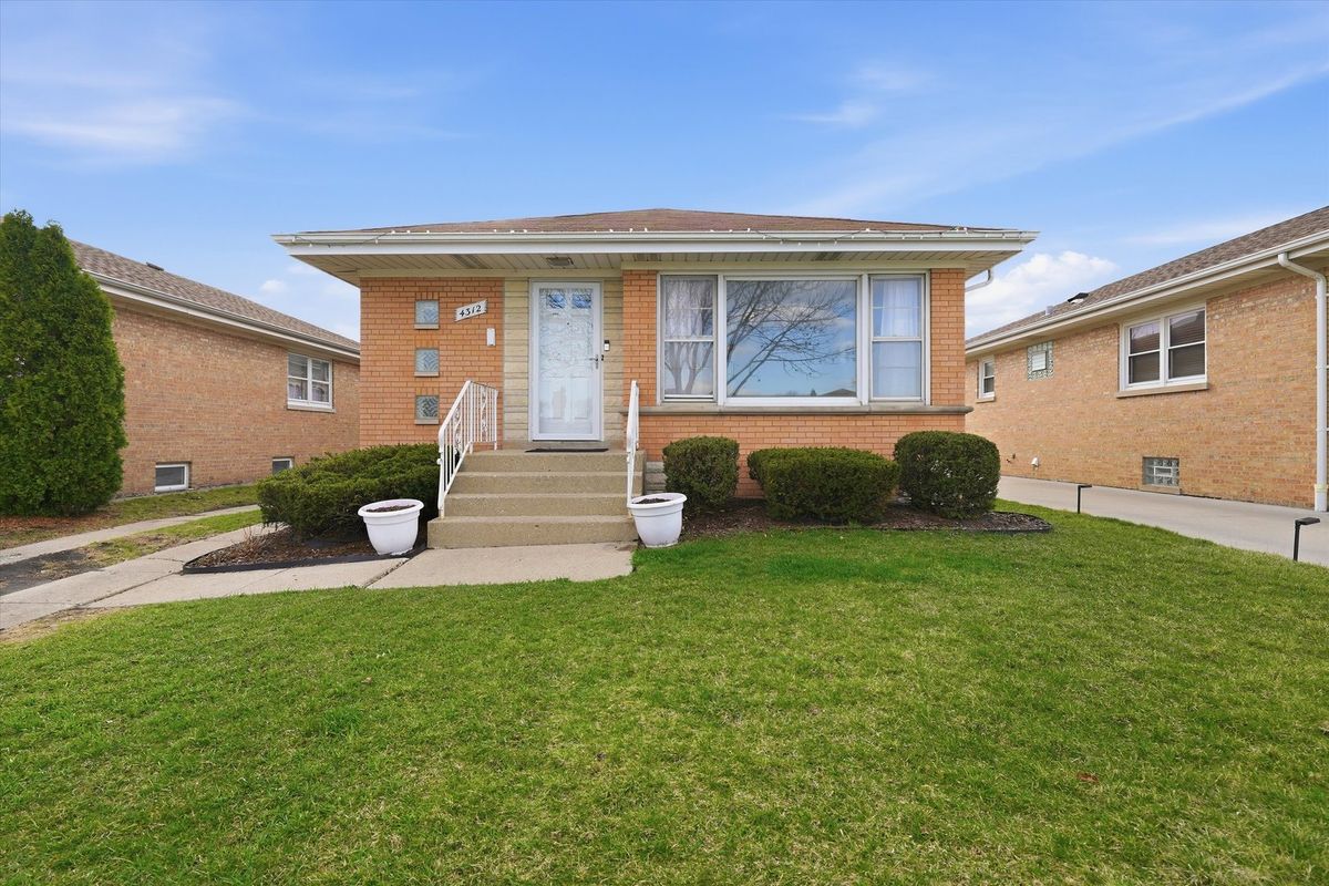 4312 NOTTINGHAM Avenue, Norridge, IL 60706