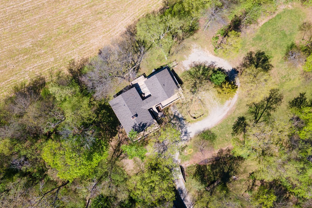 135 Ashwood Lane, Anna, IL 62906