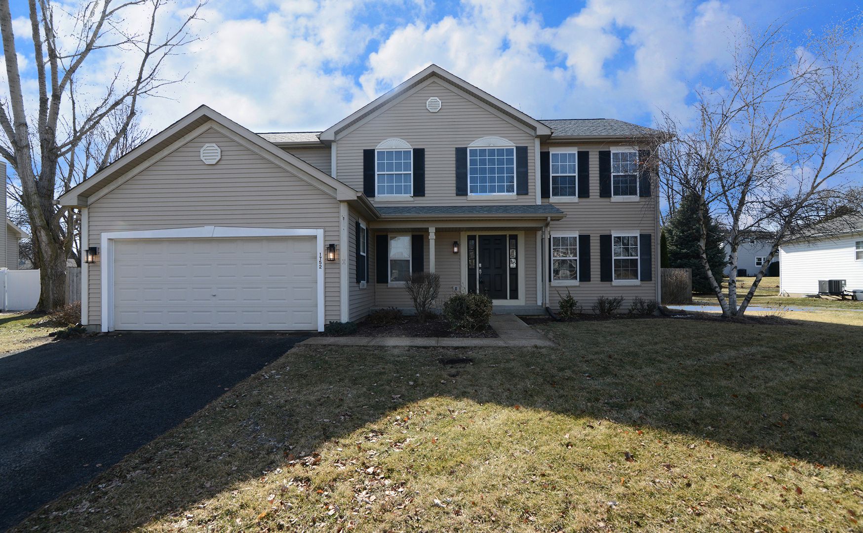 1752 Tallmeadow Drive — DeKalb, IL 60115