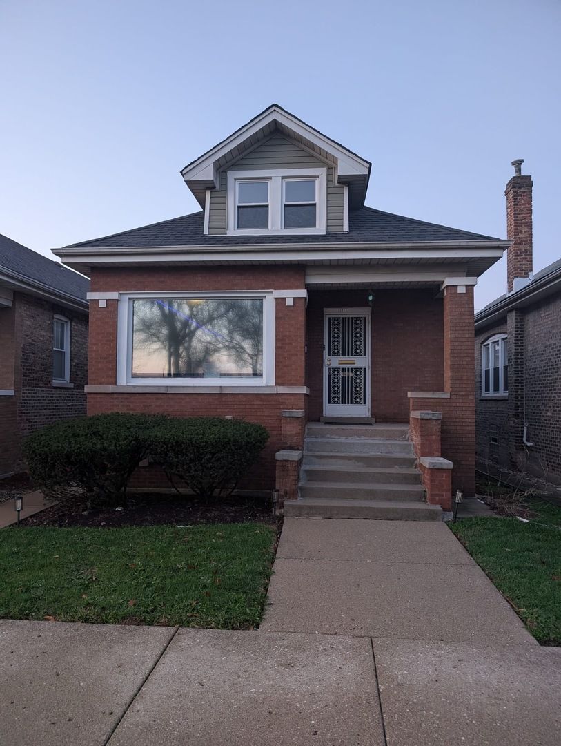 5111 Potomac Avenue, Chicago, IL 60651