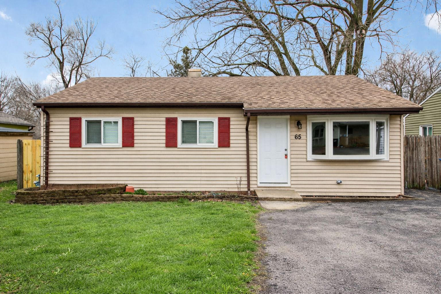 65 Della Street — Crystal Lake, IL 60014