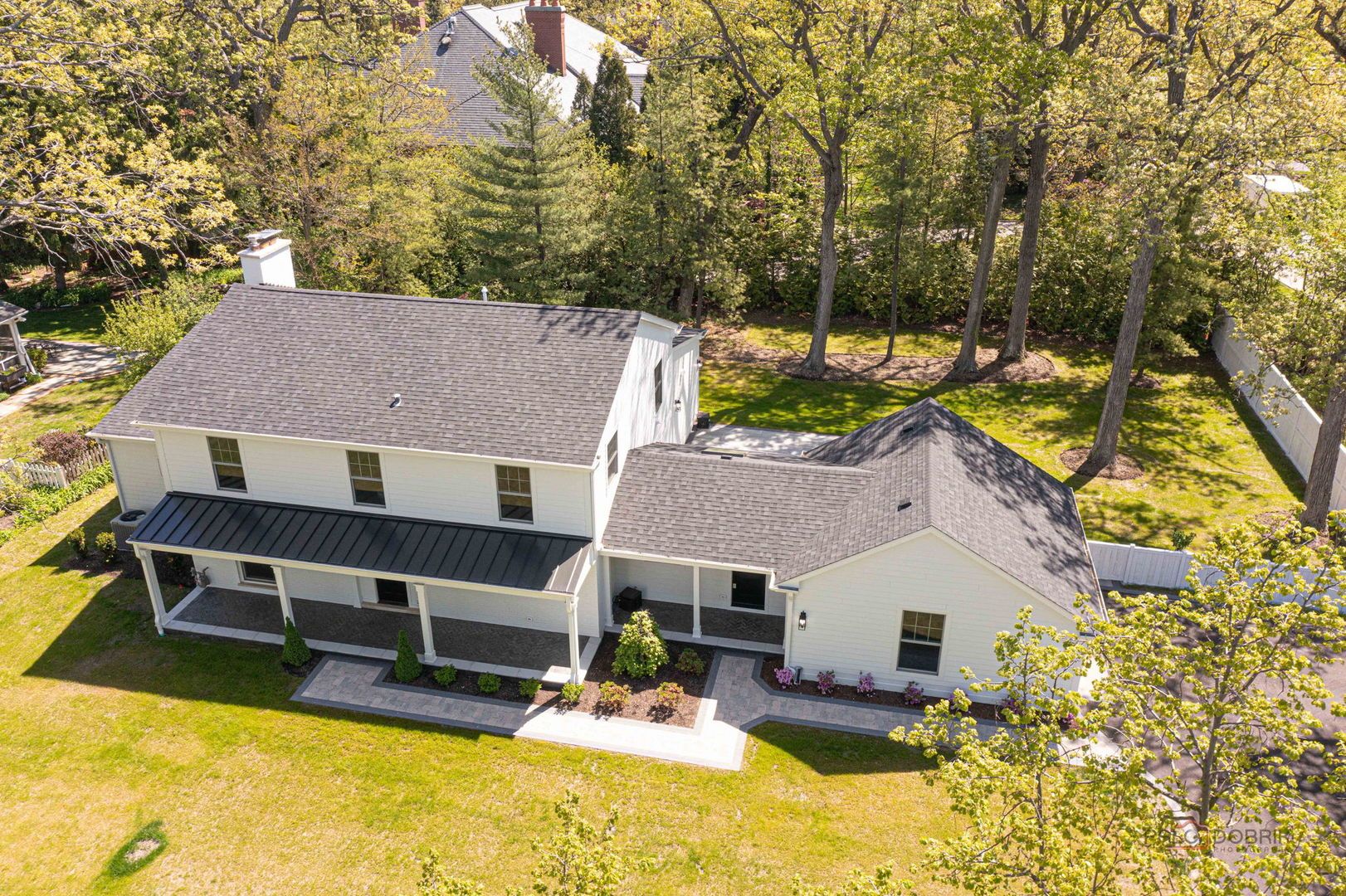 707 Brierhill Road — Deerfield, IL 60015