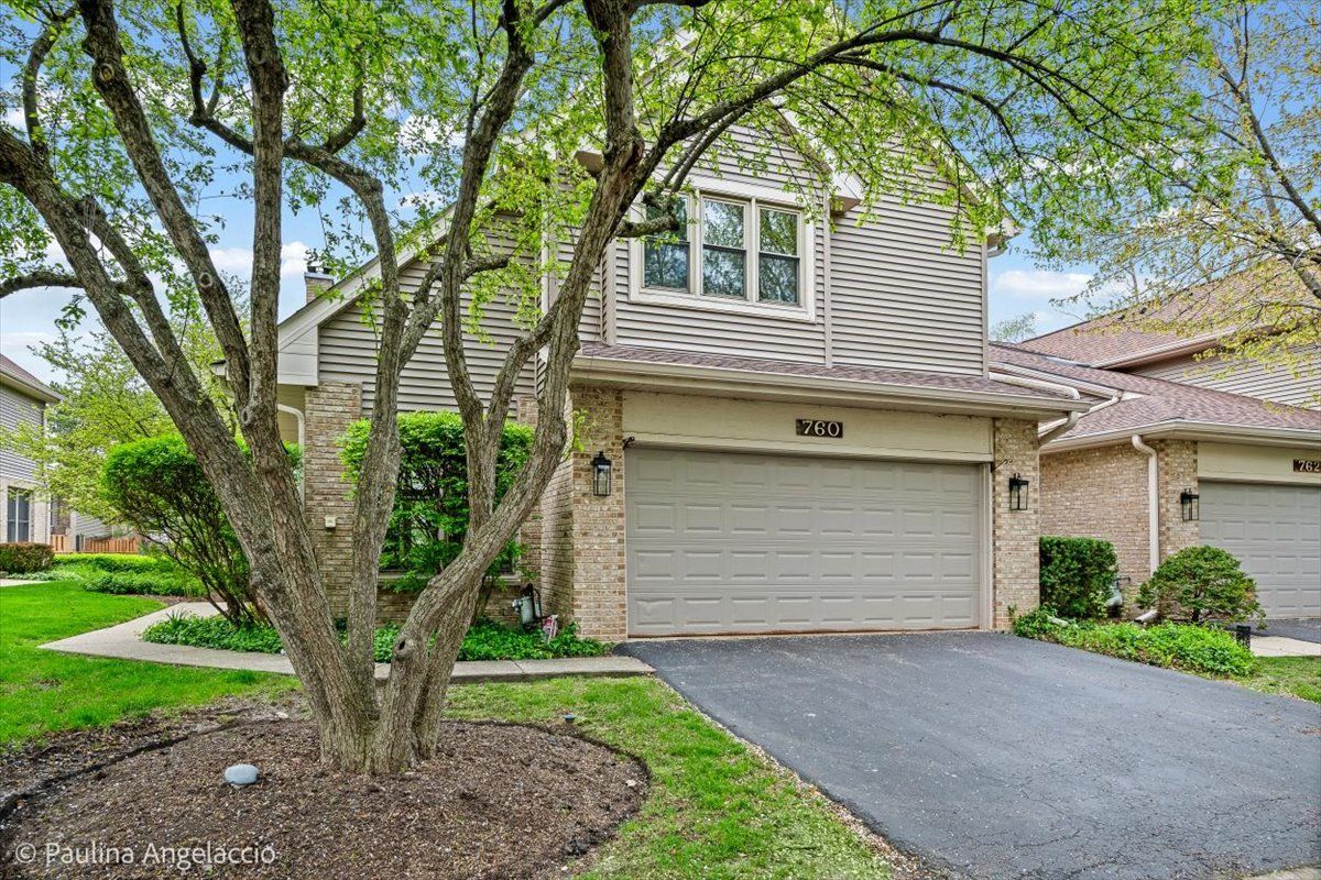 760 Walden Drive, Palatine, IL 60067