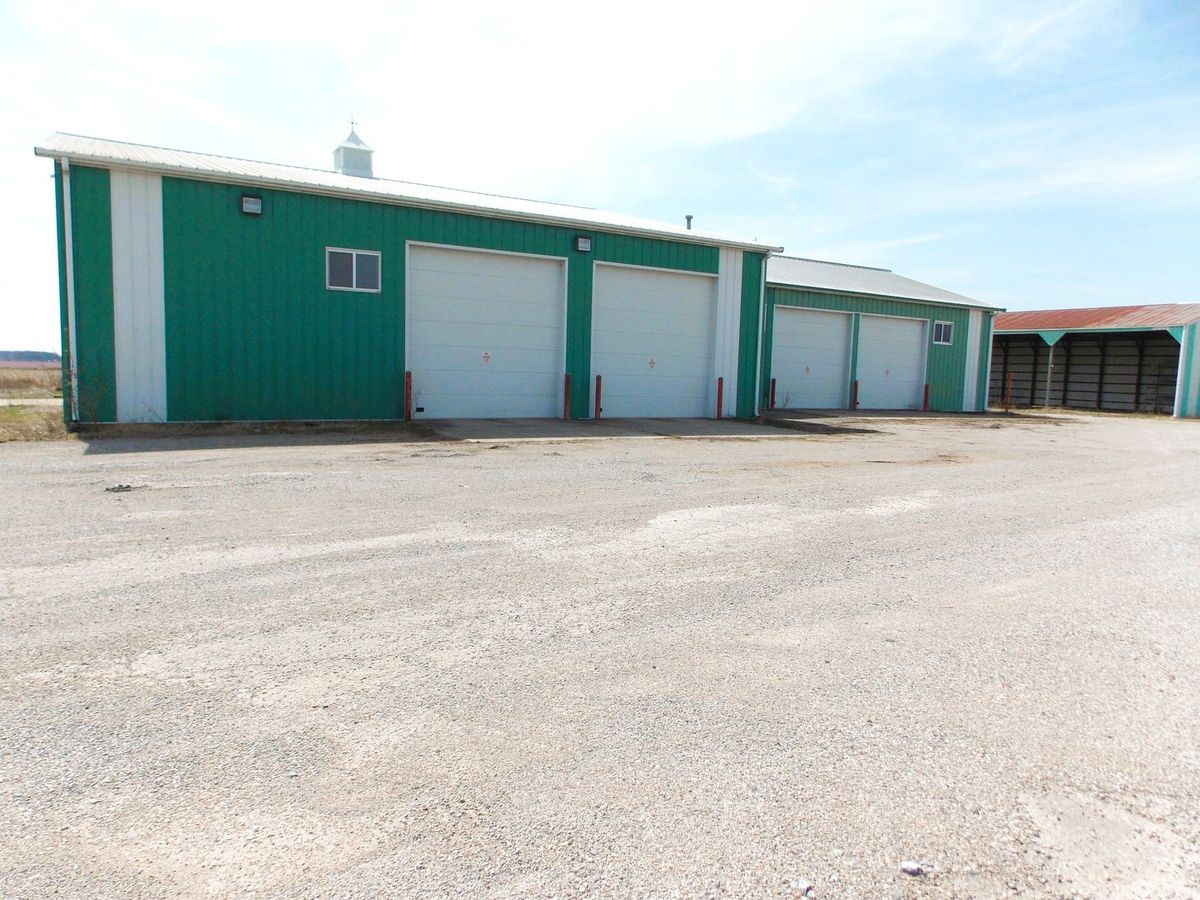 7275 N 1220 Lane, Mt Carmel, IL 62863