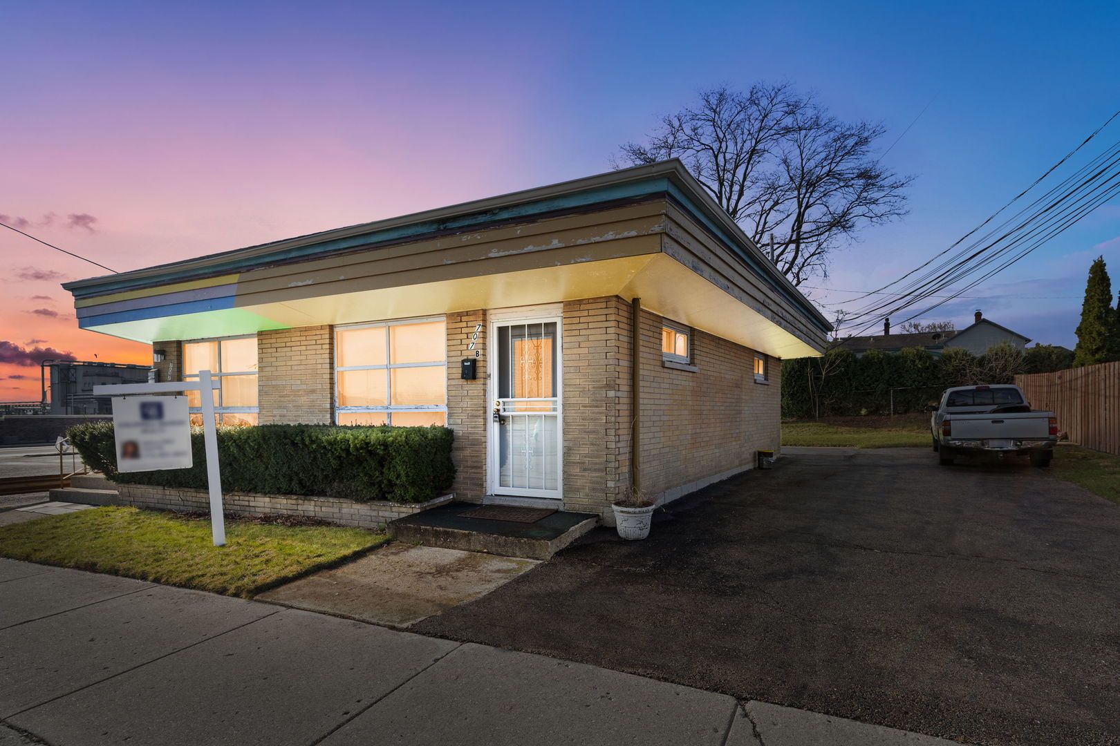 707 15th Street #A-B — North Chicago, IL 60064