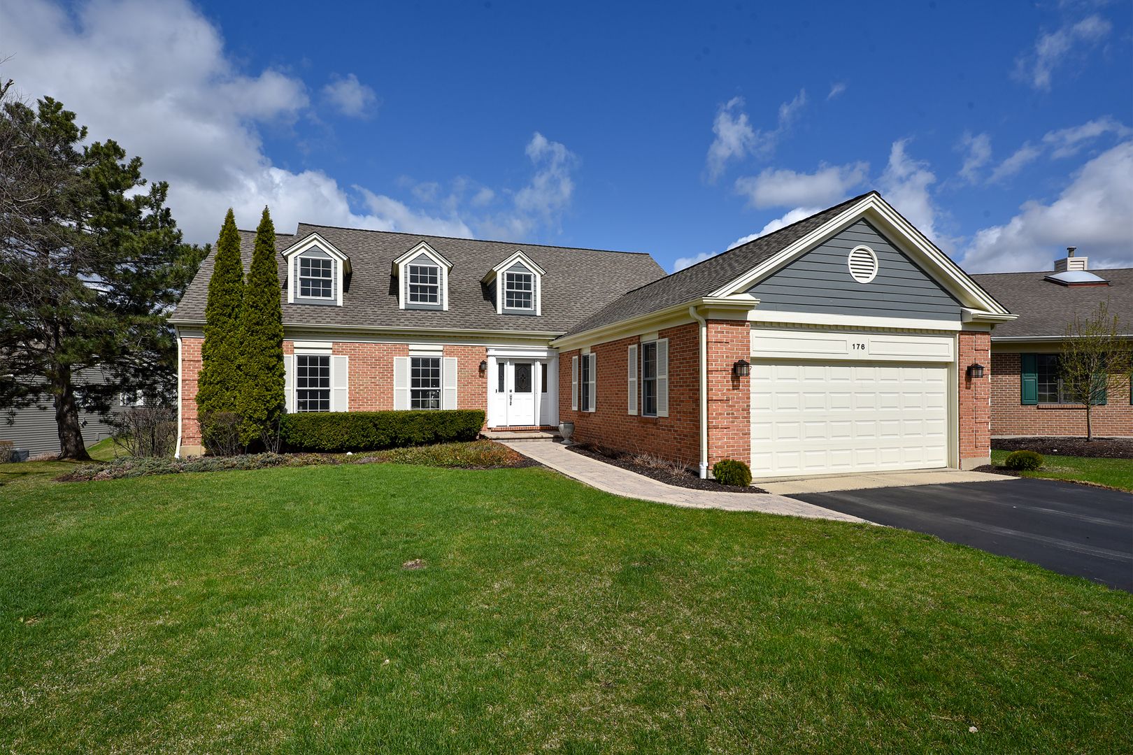 176 Blair Lane — Inverness, IL 60067