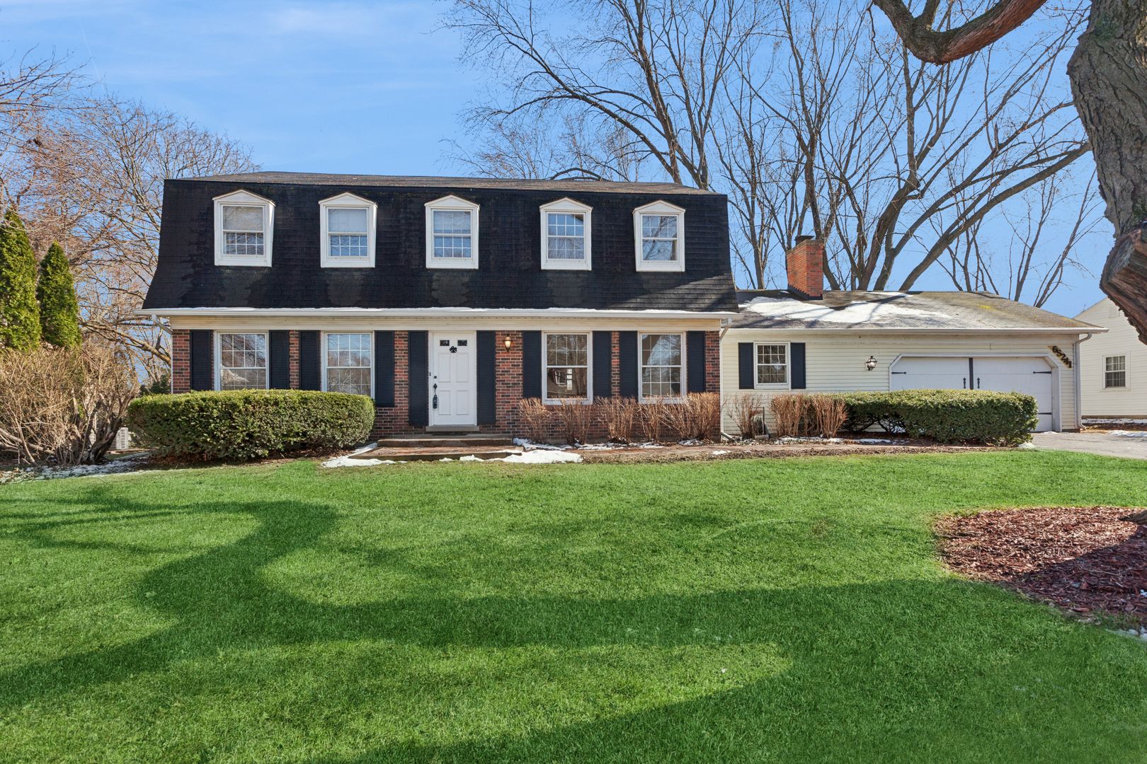 6S241 Concord Road — Naperville, IL 60540