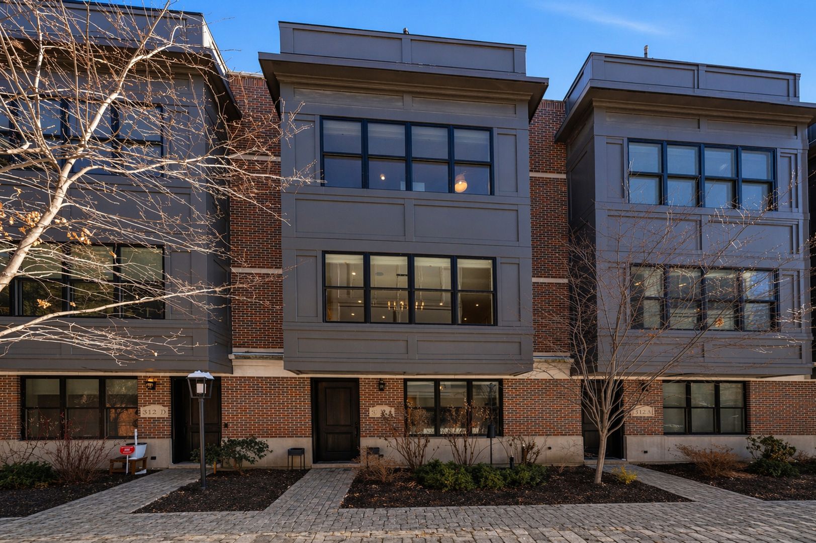 312 E Cullerton Street #C — Chicago, IL 60616