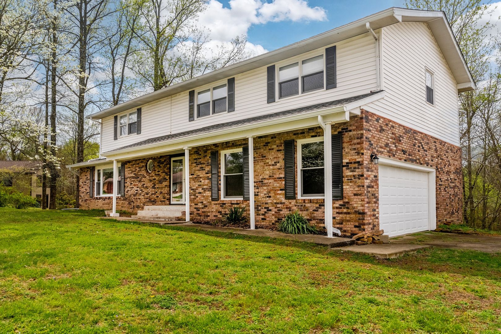 39 Butternut Hill Drive — Carbondale, IL 62903