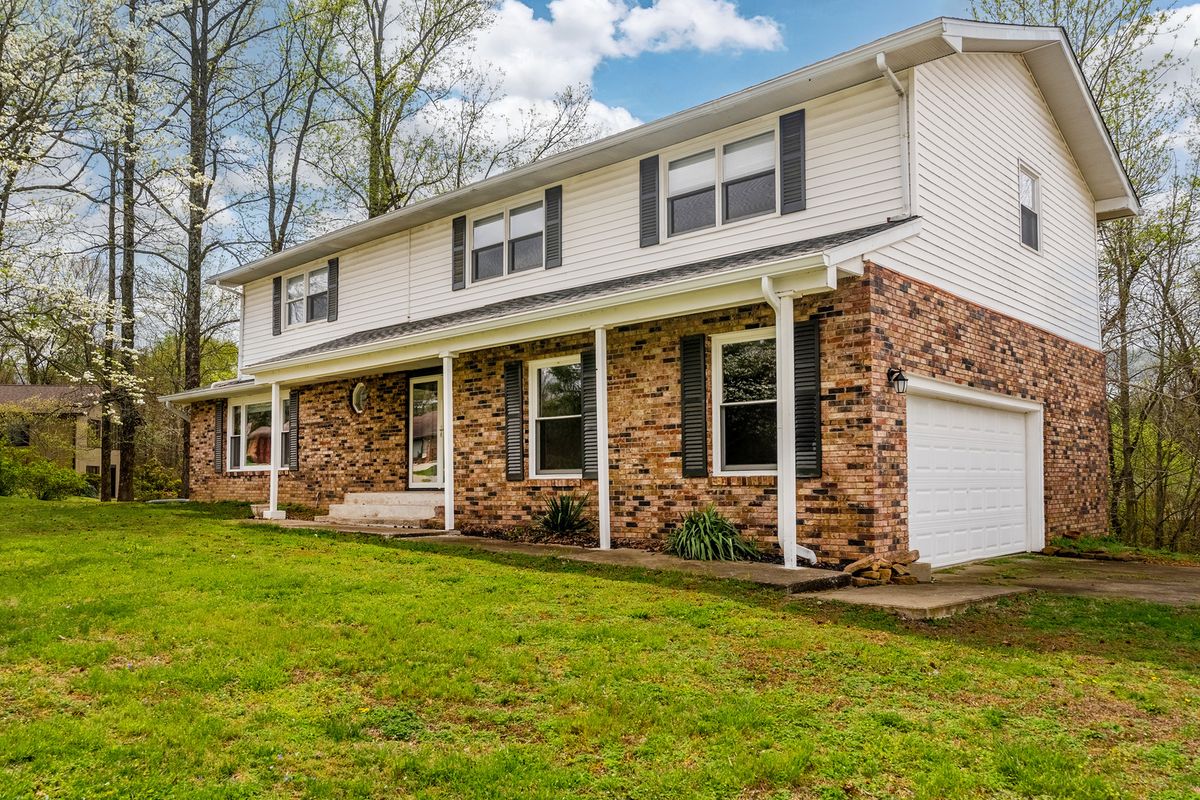 39 Butternut Hill Drive, Carbondale, IL 62903