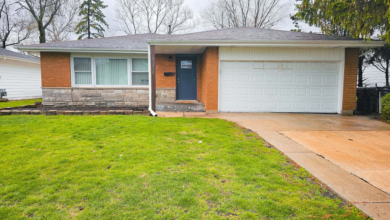 1339 Prince Drive — South Holland, IL 60473