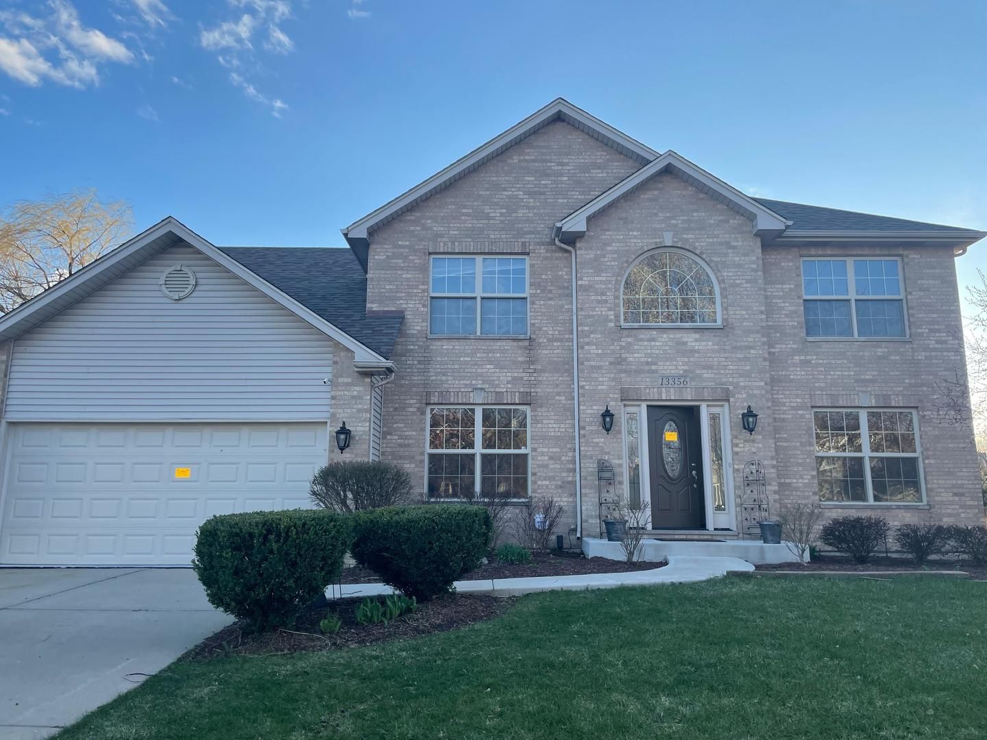 13356 Vicarage Drive — Plainfield, IL 60585
