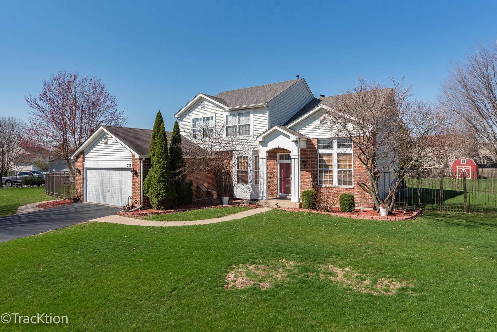 323 Mallard Lane — Sugar Grove, IL 60554