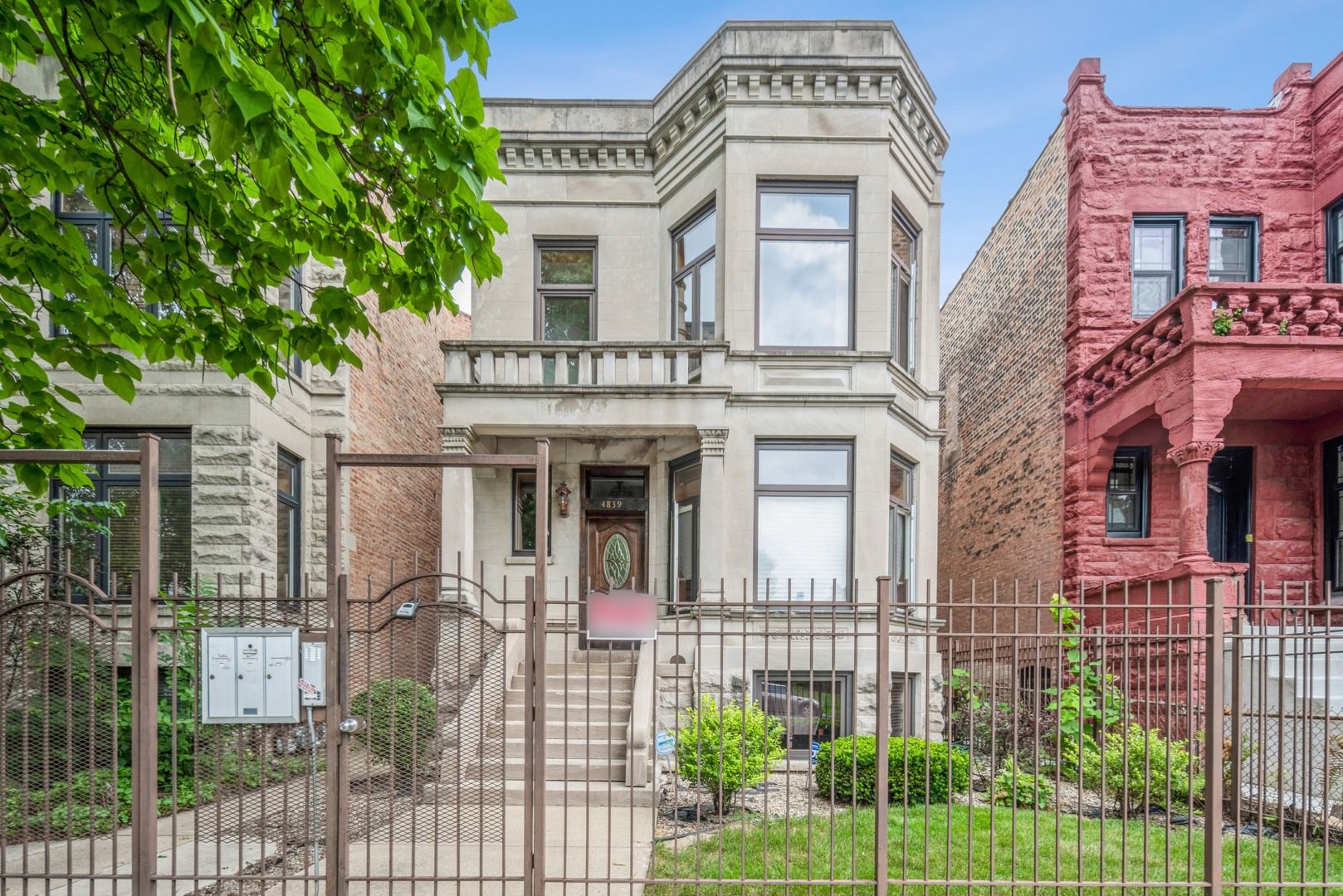 4839 S Forrestville Avenue #3 — Chicago, IL 60615