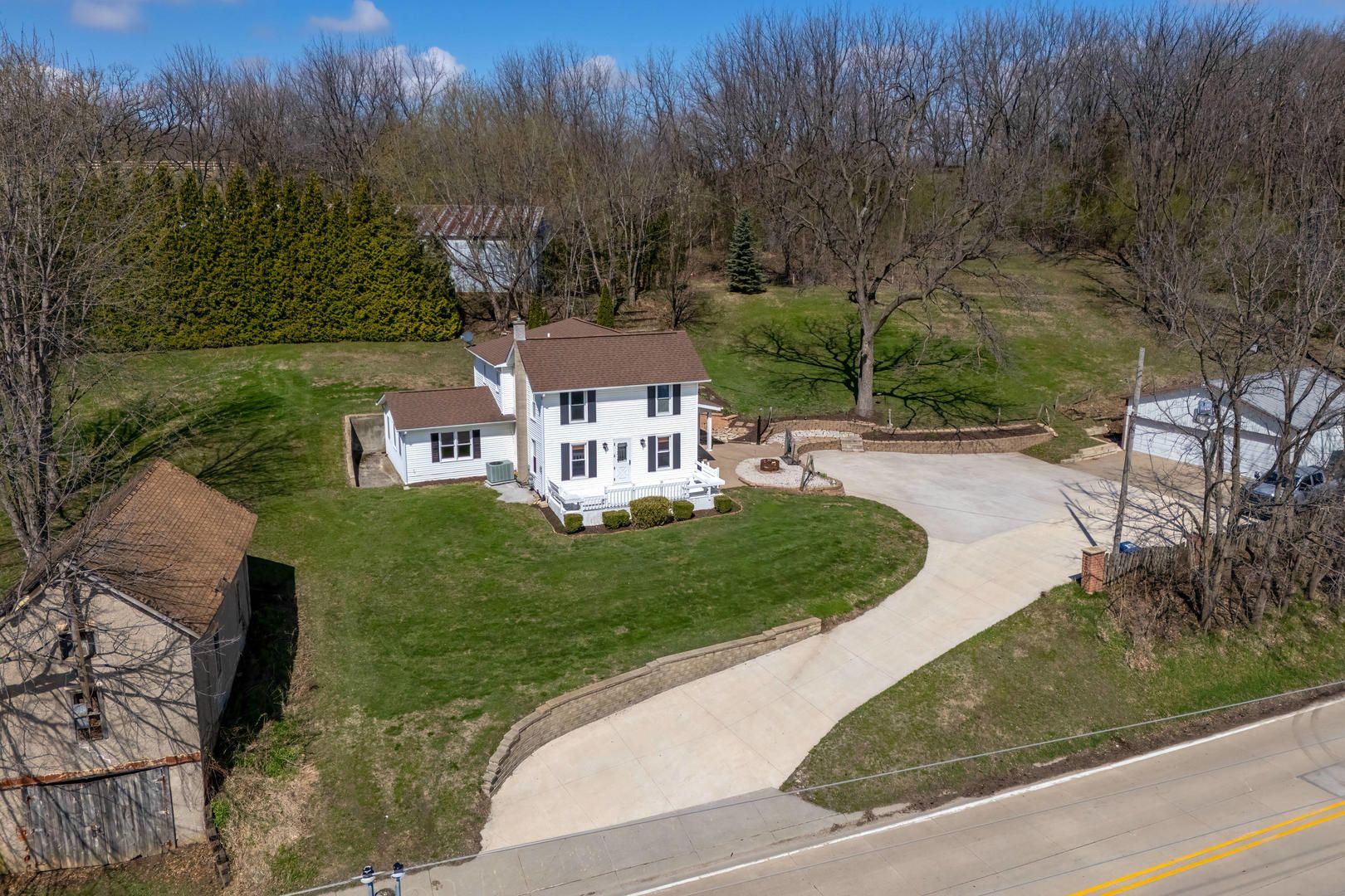 6400 Valley Drive — Bettendorf, IA 52722