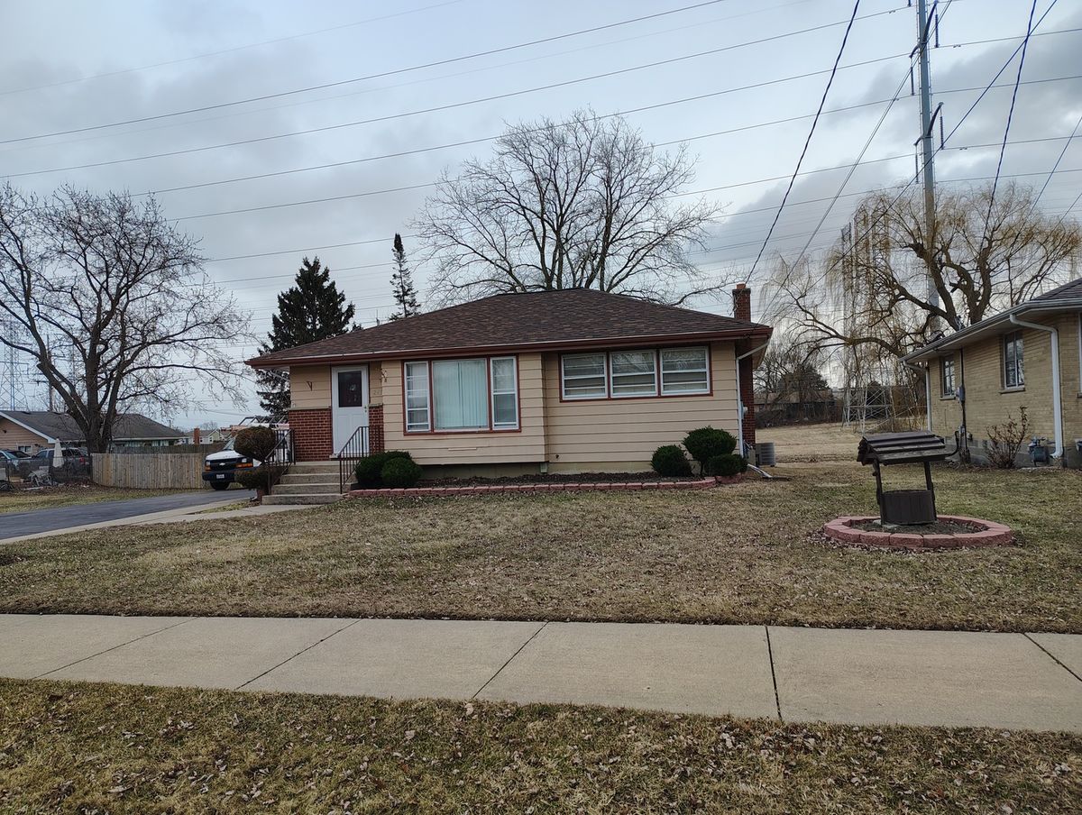 2617 Greenwood Avenue, Waukegan, IL 60087