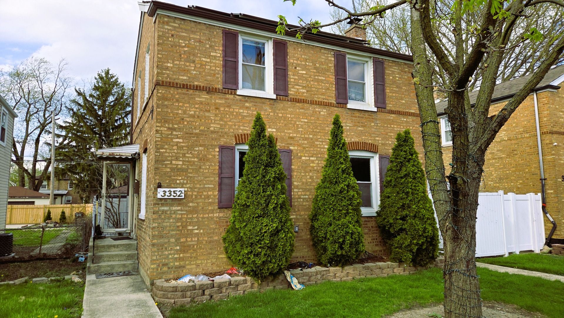 3352 W 84th Street — Chicago, IL 60652