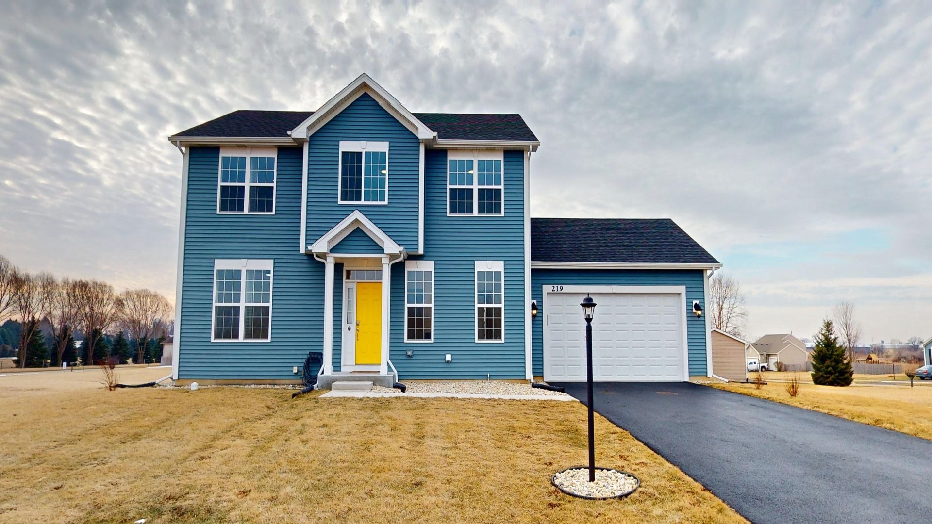 219 Deer Run Trail — Poplar Grove, IL 61065