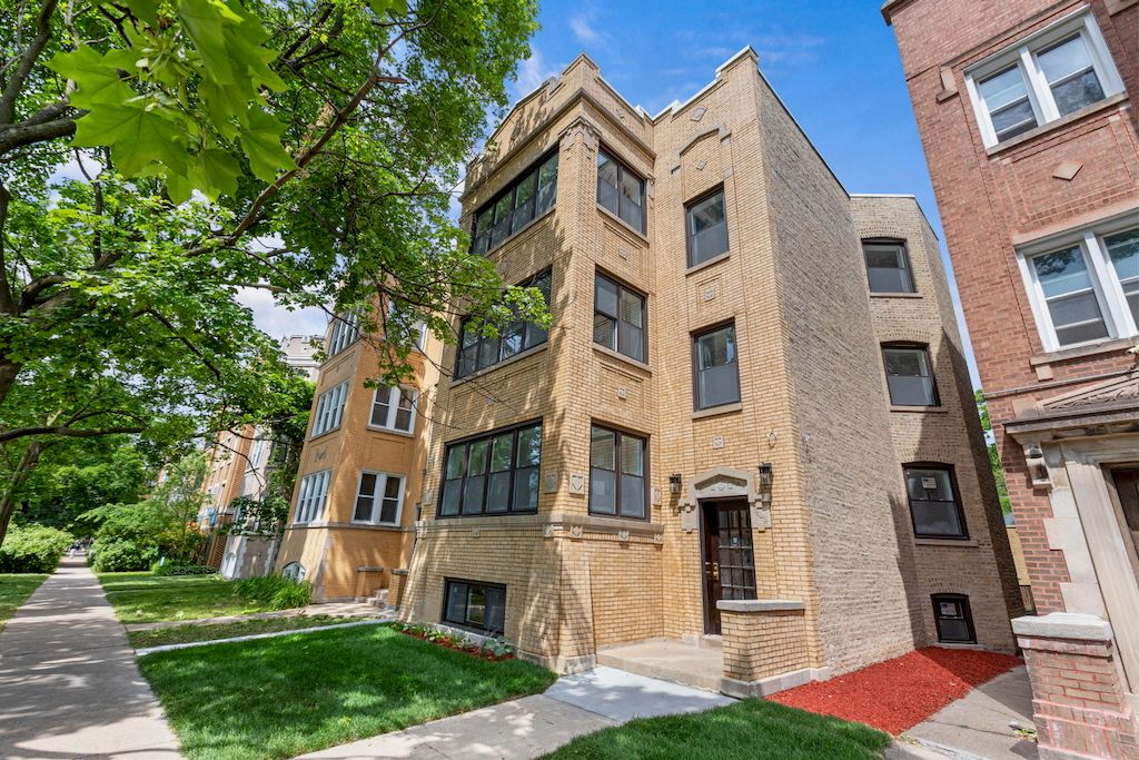 6423 Washtenaw Avenue, Chicago, IL 60645