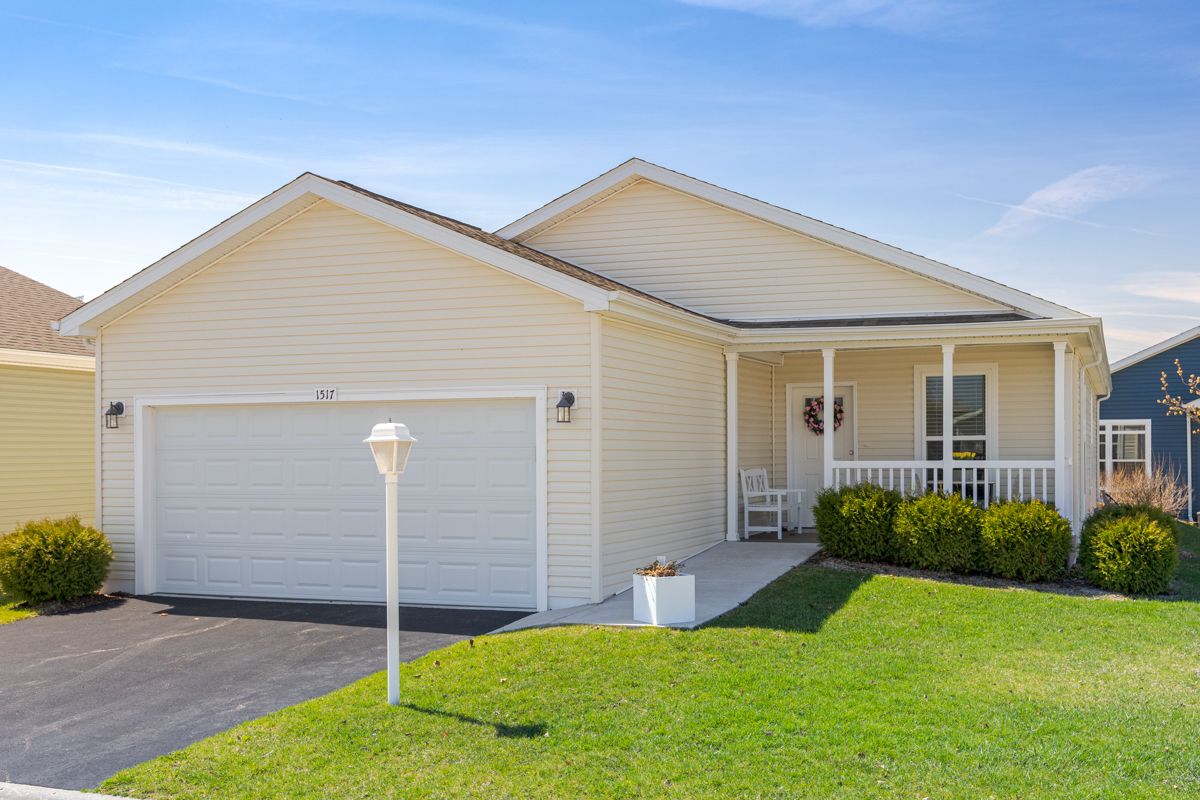 1517 Concord Court — Grayslake, IL 60030
