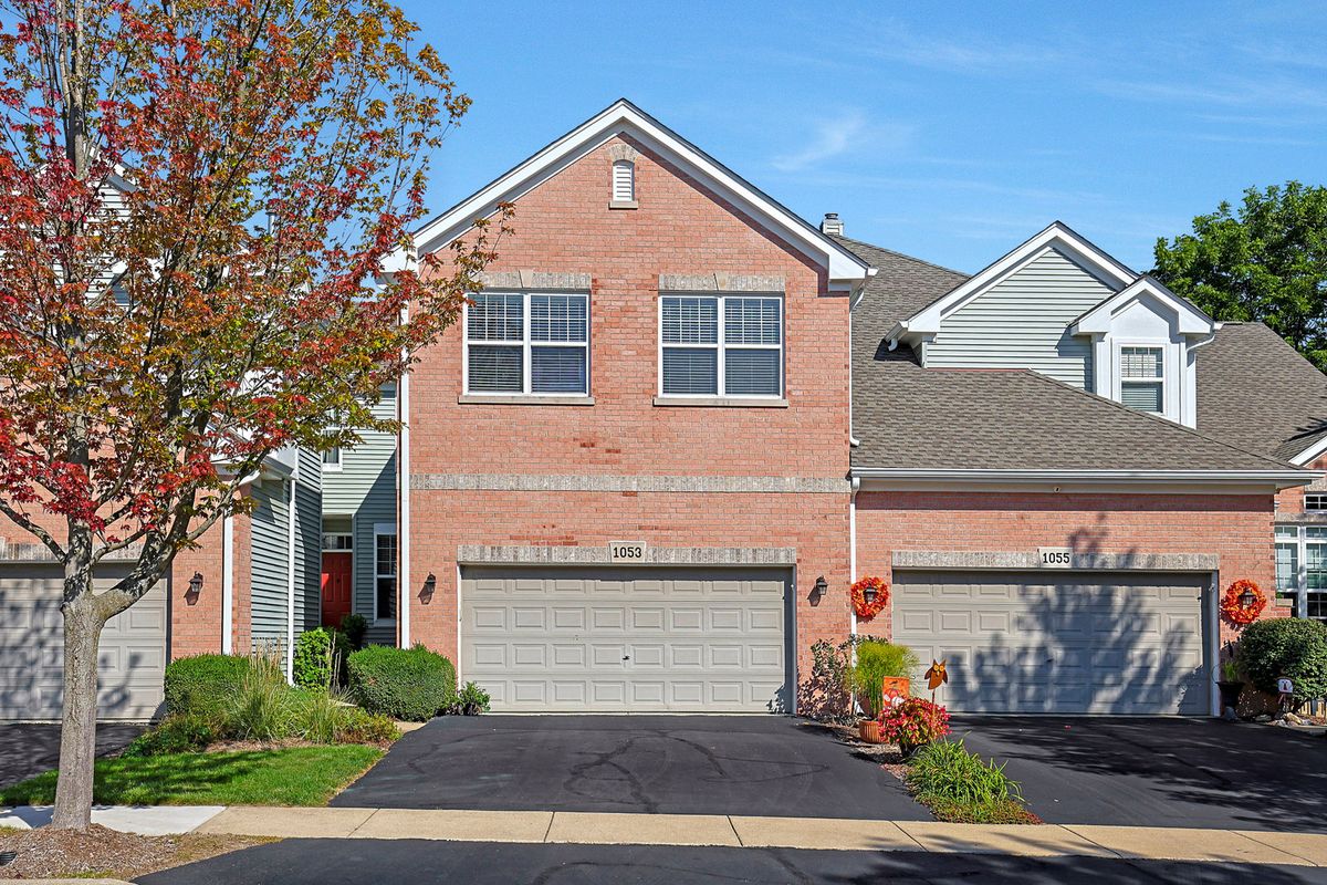 1053 Hummingbird Way, Bartlett, IL 60103