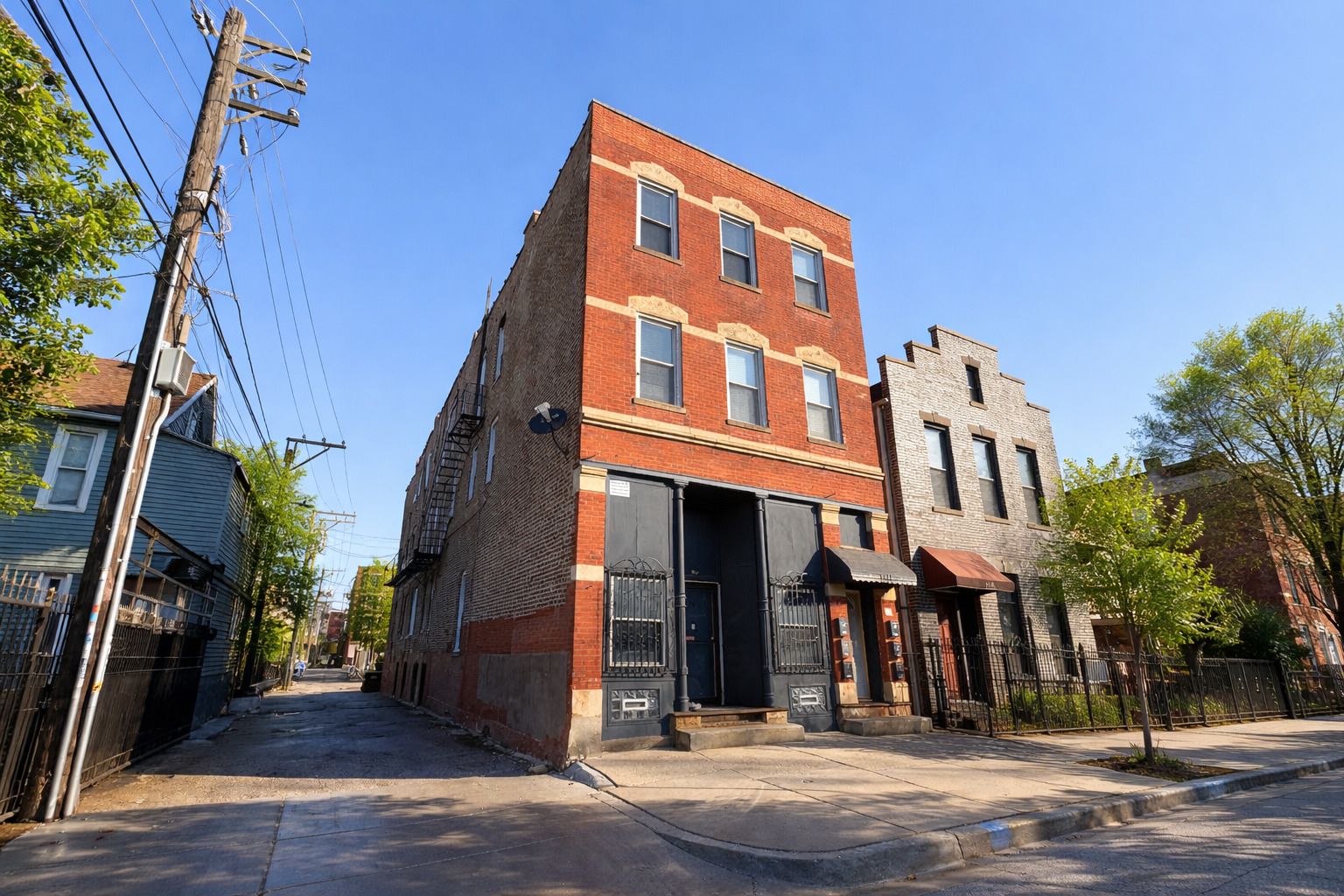 1344 W 19th Street — Chicago, IL 60608
