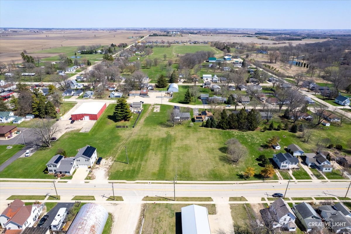 237 Peru Street, Paw Paw, IL 61353