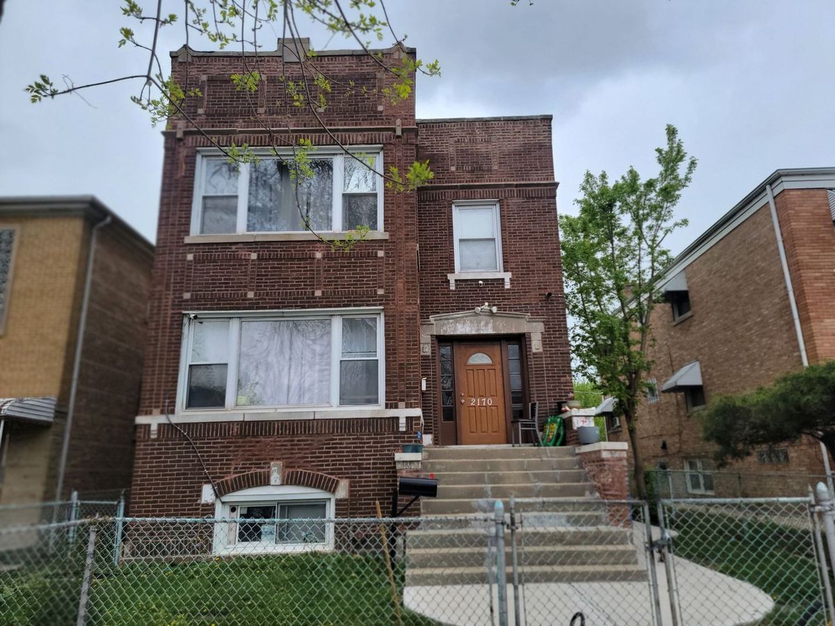 2170 Moody Avenue, Chicago, IL 60639