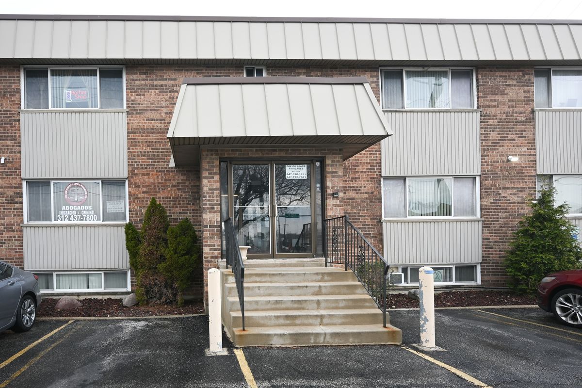 1101 W IRVING PARK Road, Bensenville, IL 60106