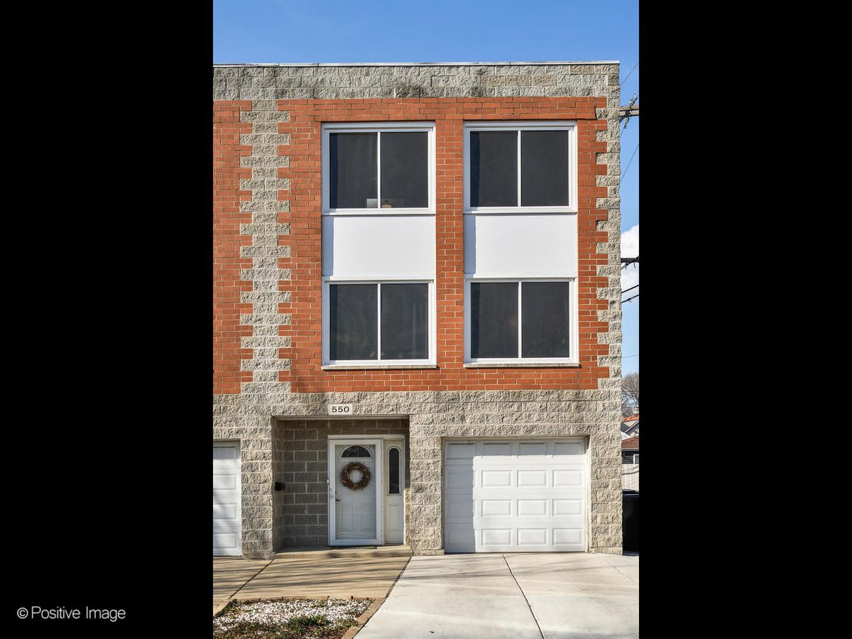 550 45TH Street, Chicago, IL 60609