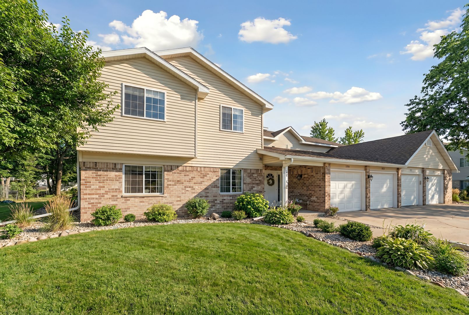 129 S Curtis Street #1121 — Lake Geneva, WI 53147