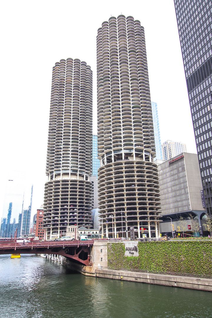 300 N STATE Street #3008 — Chicago, IL 60654
