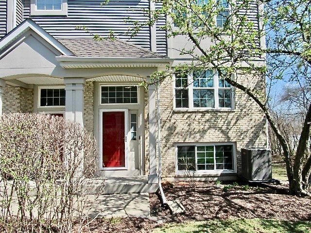 2667 Woodmere Drive, Darien, IL 60561