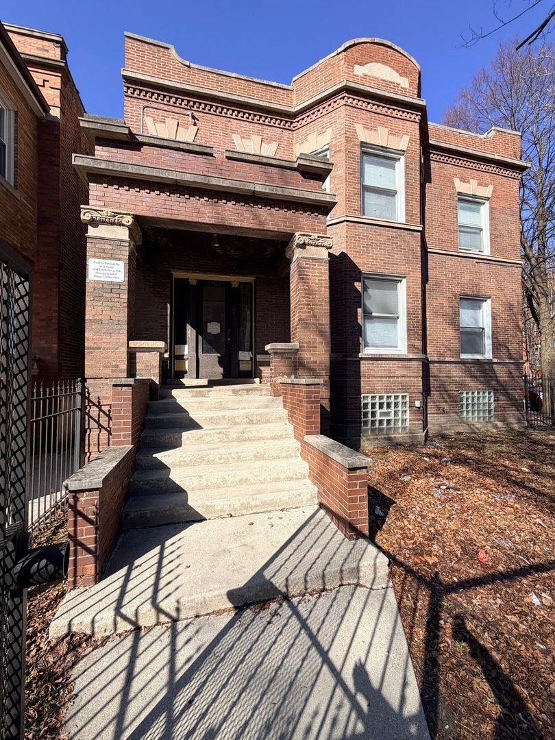 7700 S Green Street #1 — Chicago, IL 60620
