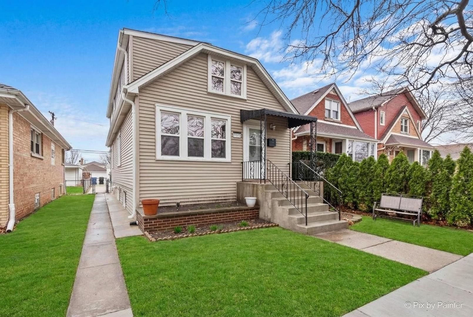 5252 Mulligan Avenue — Chicago, IL 60630