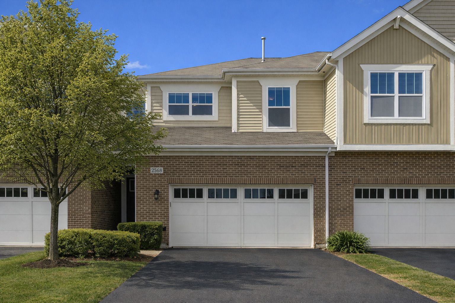 2368 N Brett Lane — Palatine, IL 60074