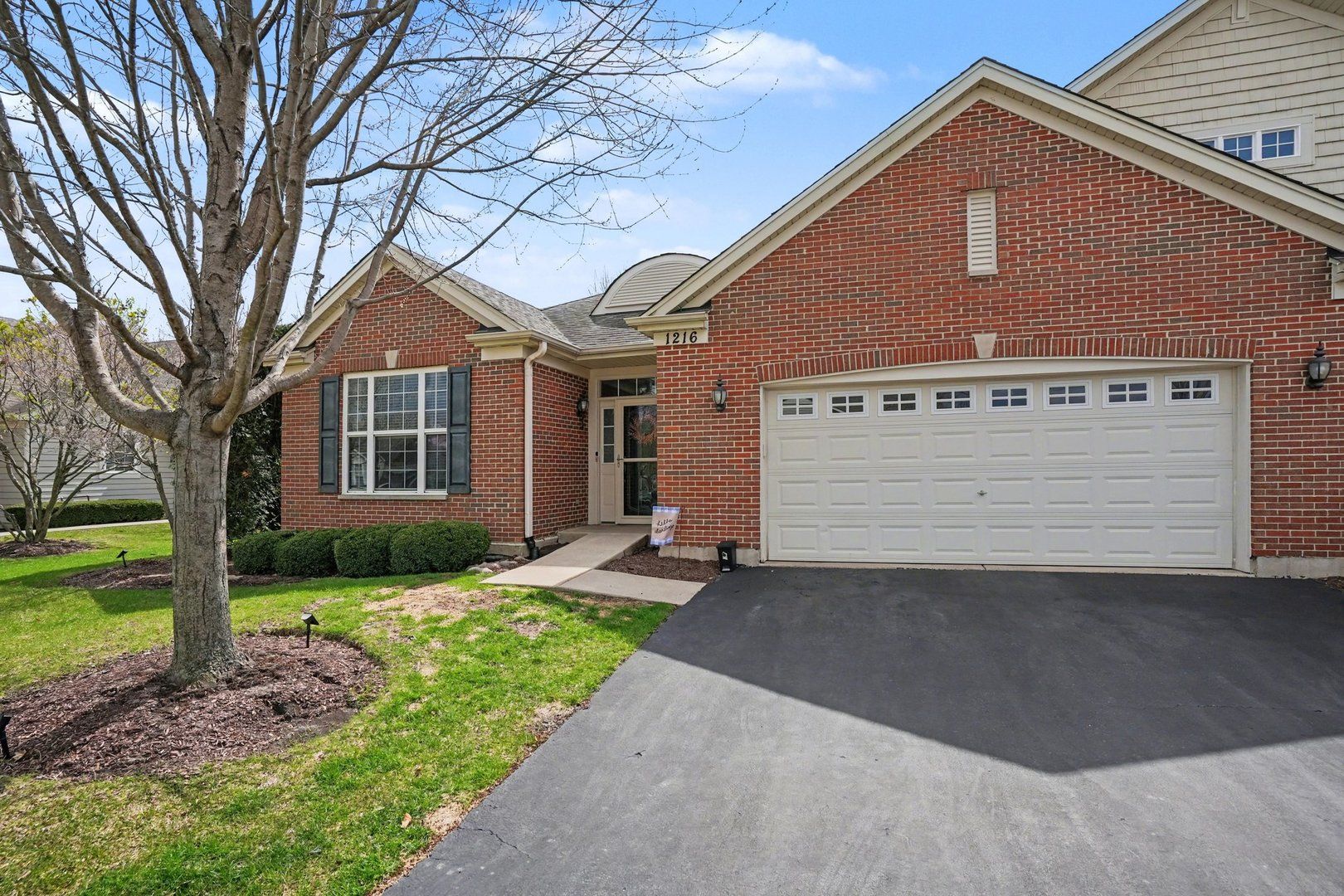 1216 Betsy Ross Place — Bolingbrook, IL 60490