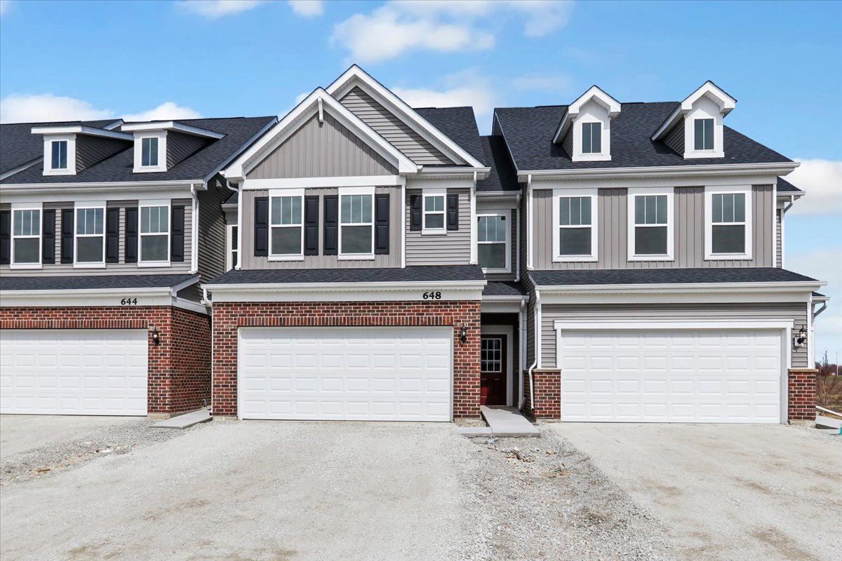 2212 Ryegrass Lane #78003 — Bolingbrook, IL 60490