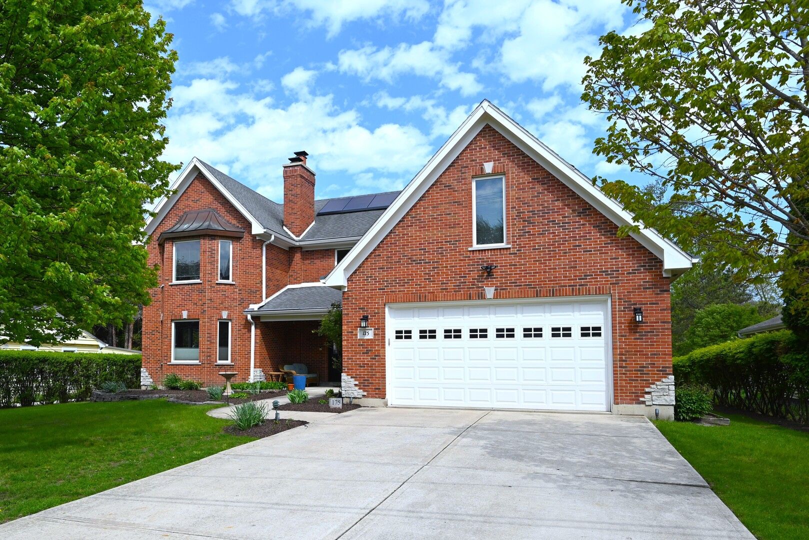 175 LAGOON Drive — Northfield, IL 60093