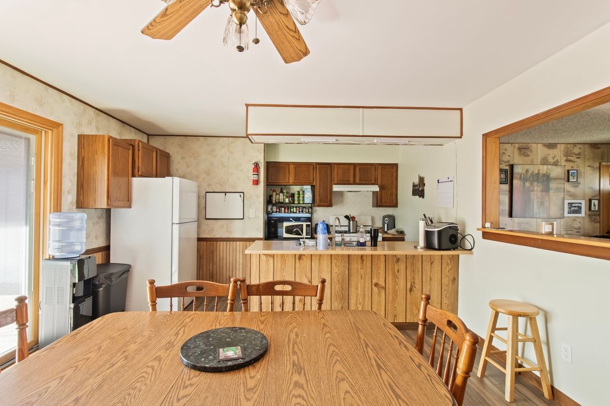 812 W 3rd Street, Gilman, IL 60938