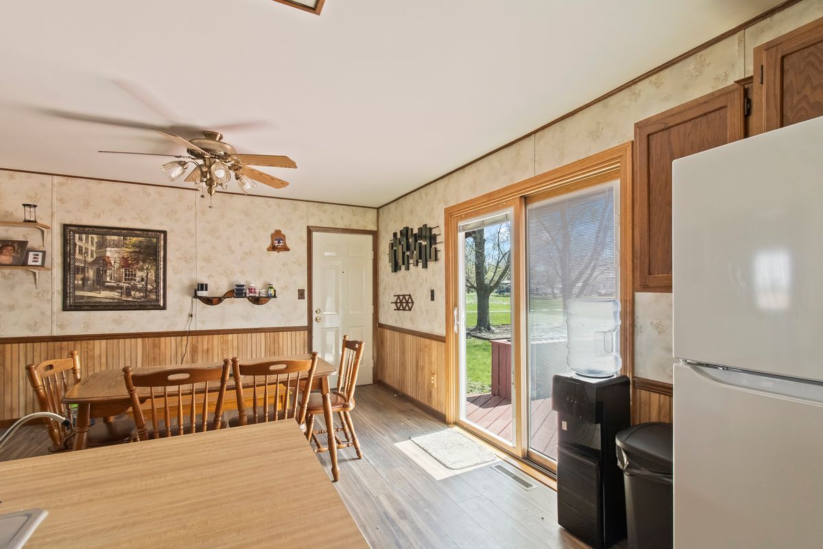 812 W 3rd Street, Gilman, IL 60938