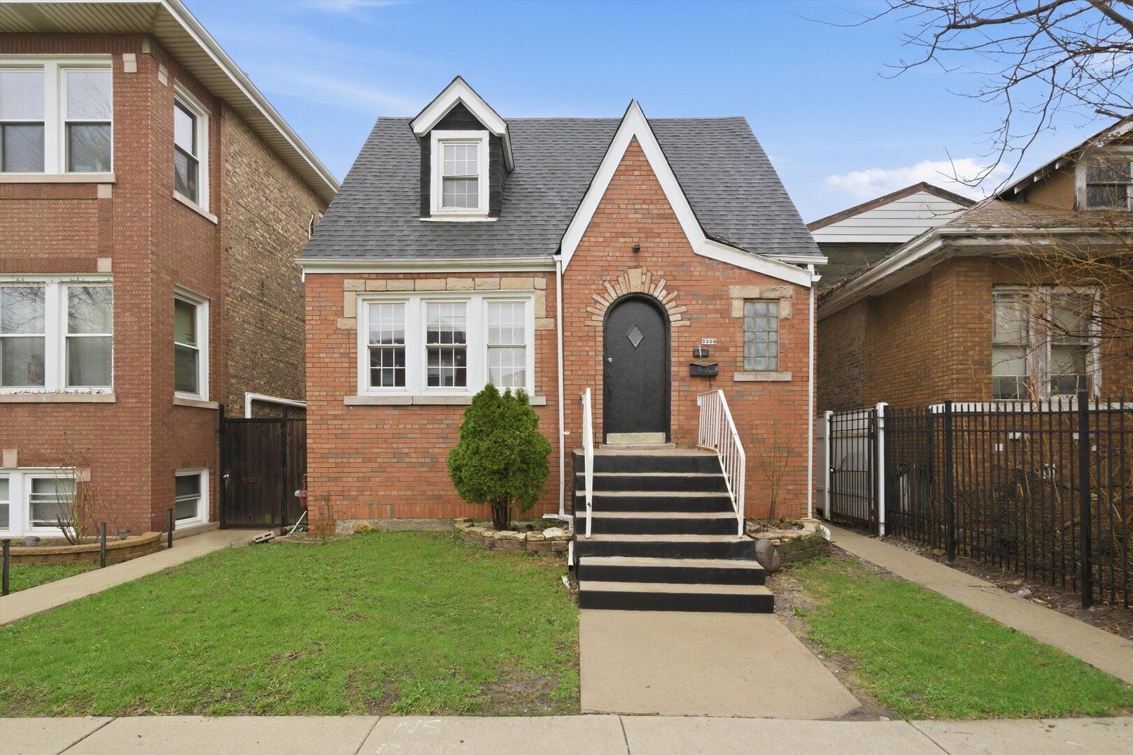 5309 S Spaulding Avenue — Chicago, IL 60632
