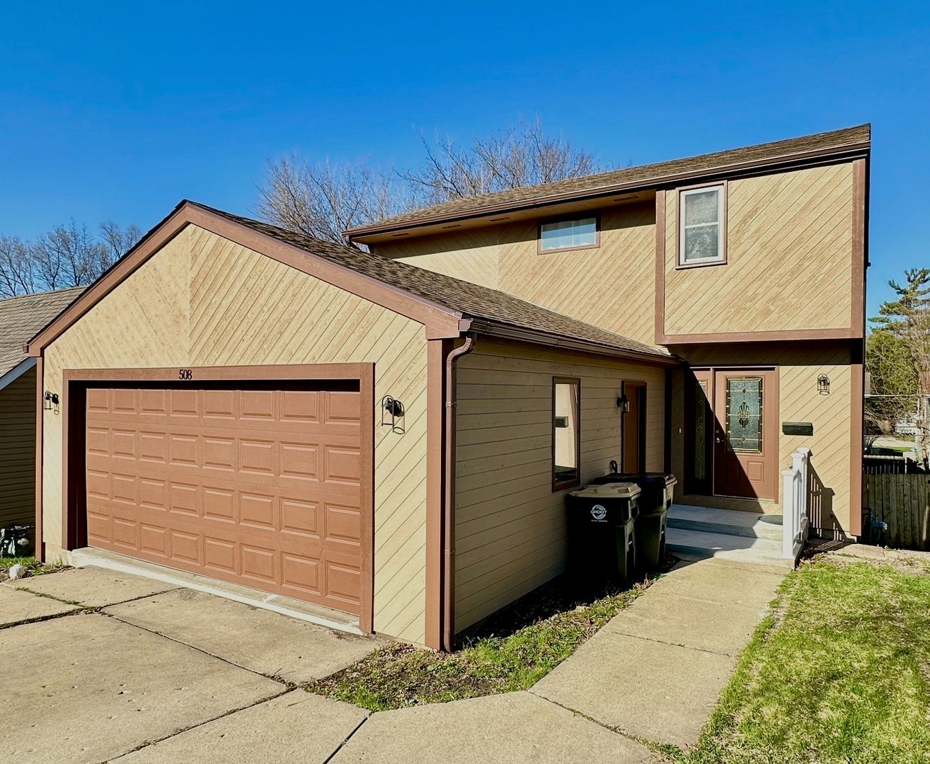 508 Beechwood Drive — Round Lake, IL 60073