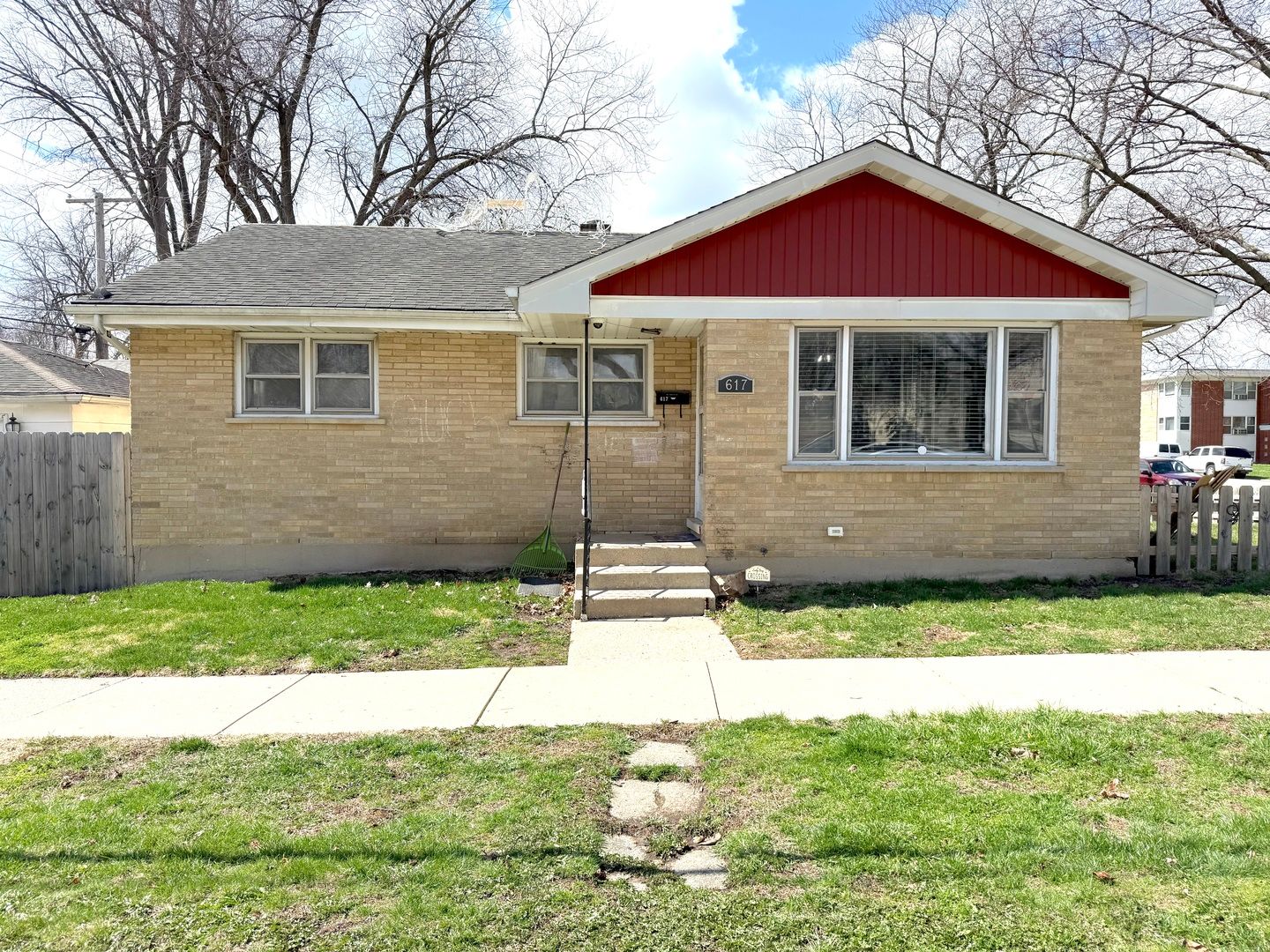 617 McKinley Avenue — Mundelein, IL 60060