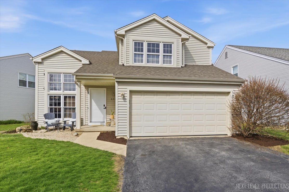 620 GREEN MEADOW Lane — Geneva, IL 60134