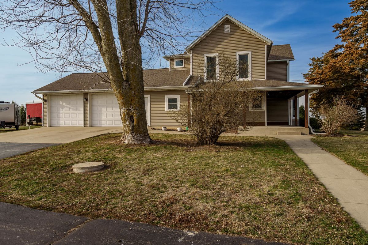 10182 N Adeline Road, German Valley, IL 61039